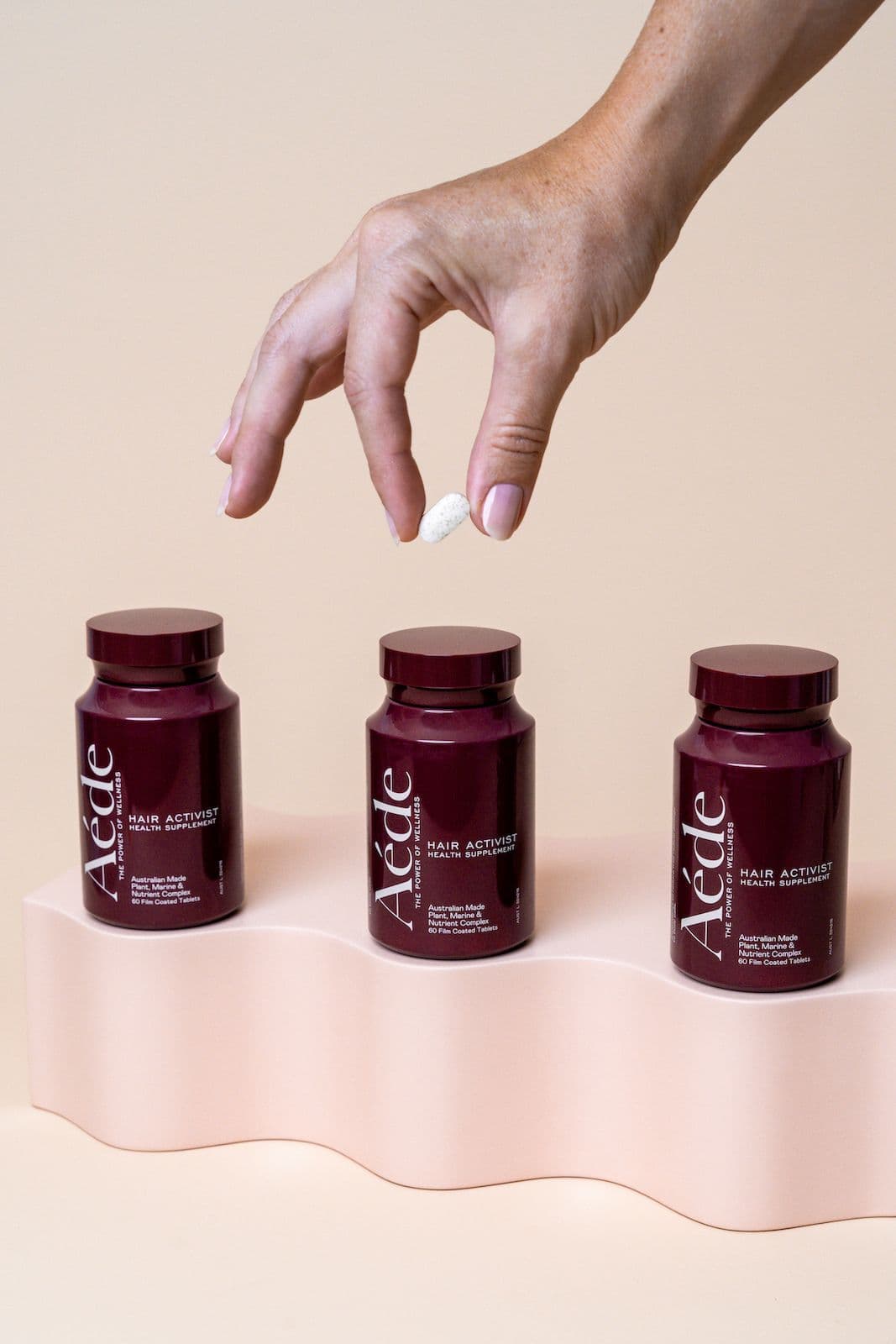 Product photography for hair supplement AÉDE