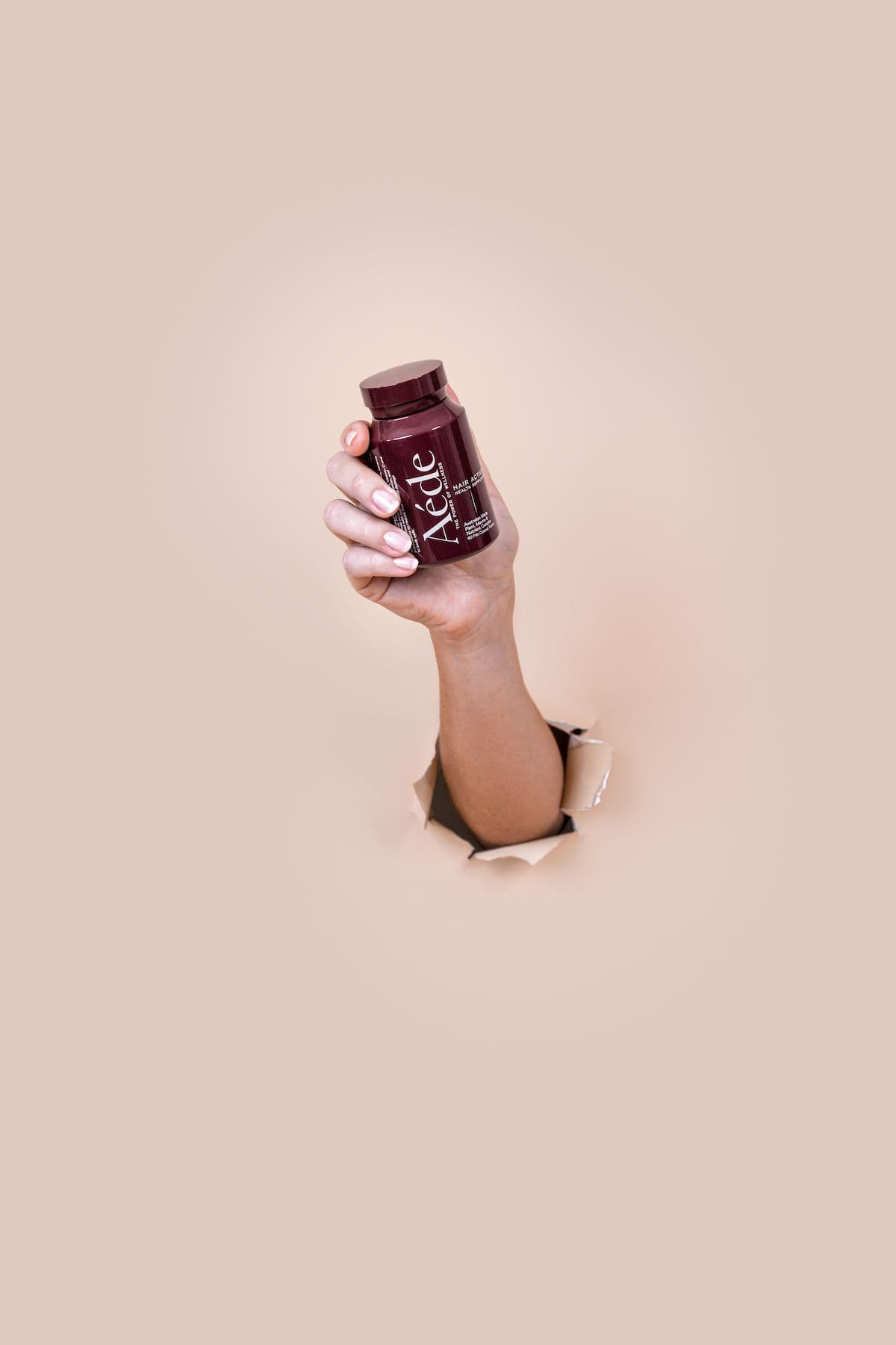 Product photography for hair supplement AÉDE